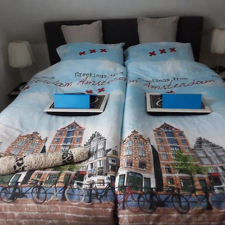 Dendolili Room Amsterdam Exterior photo